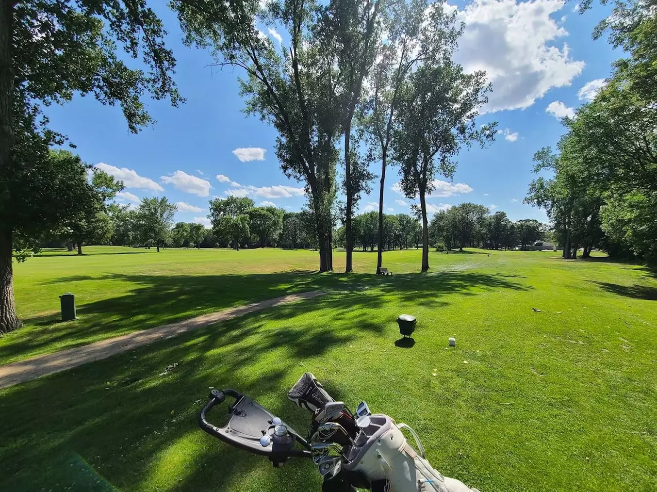 Brookland Golf Course: 9-Hole Golf Rounds for All Groups