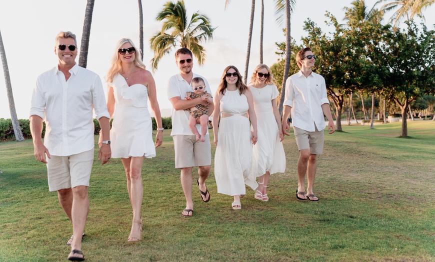 Image 2: Up to 55% Off on Outdoor Photography at Oahu Photography