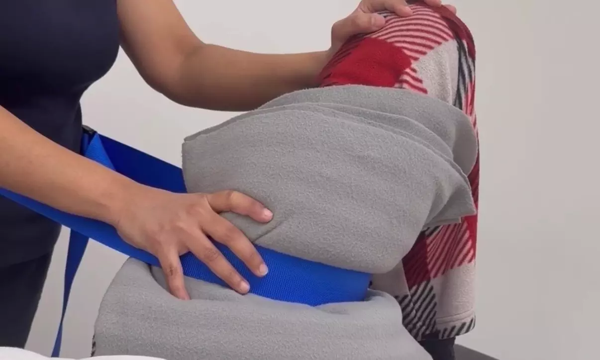 Personalized Physical Therapy: Hands-On Treatment for Pain & Mobility