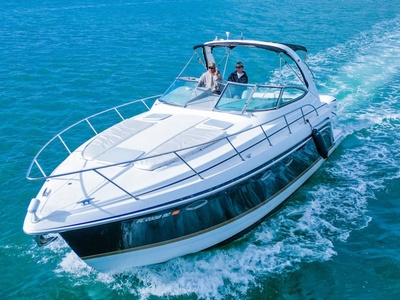 Three-hour private yacht rental Miami 40' Formula Fri-Sun - Sea Lux Yacht Sales and Charters