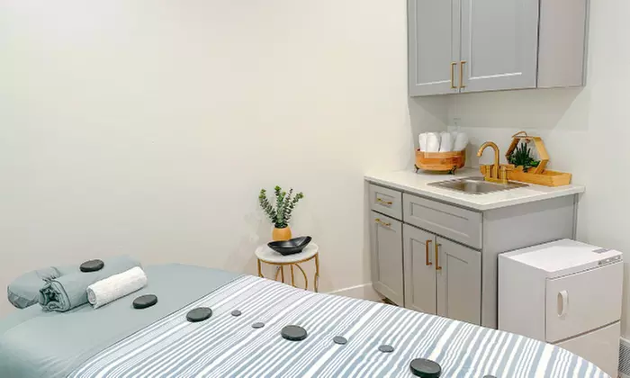One 60 or 90 Minute Deep Tissue or Swedish Massage +Stretch Therapy