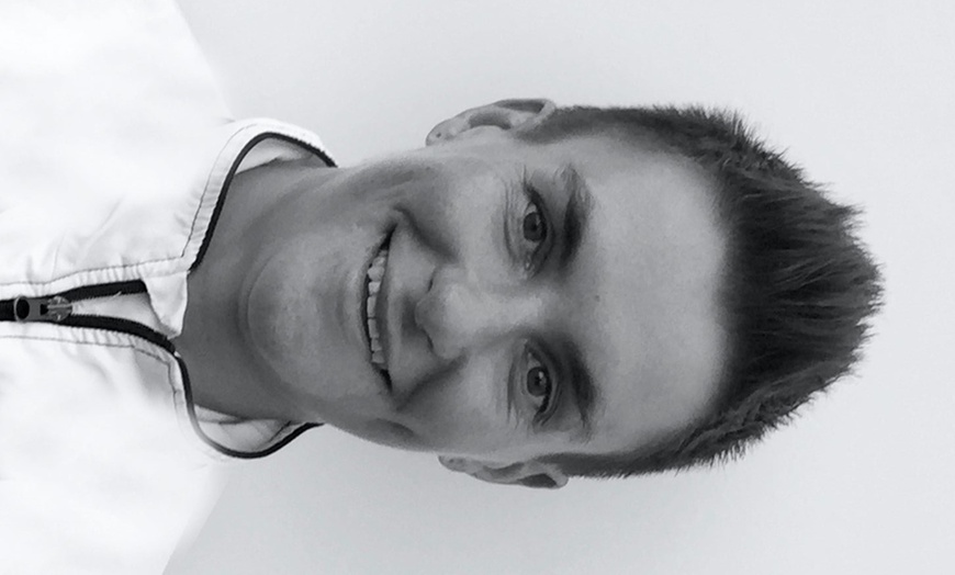 Image 2: Unwind Mind and Body with 30, 60 or 90-Minute Sports Massage