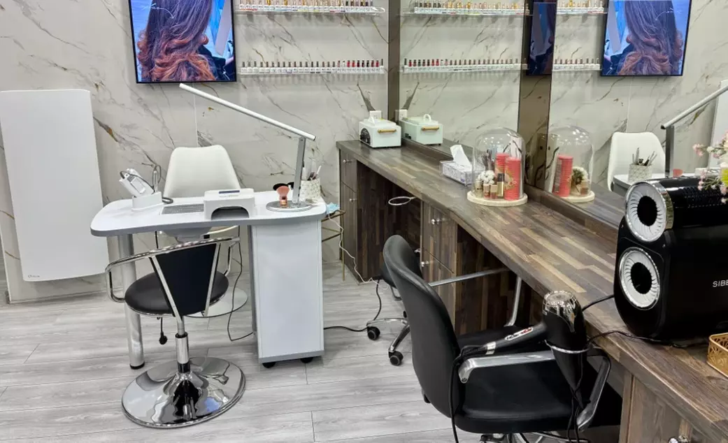 Beauté des ongles et pose de vernis