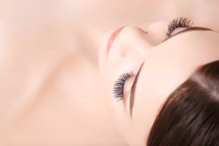 Style Up with One Full Set of Glam or Hybrid Eyelash Extensions & 2-Week Refill (Up to 50% Off) - Primary Image