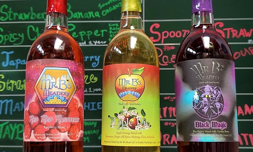 Image 5: Discover Unique Mead Tastings & Flights - Over 20 Rotating Varieties