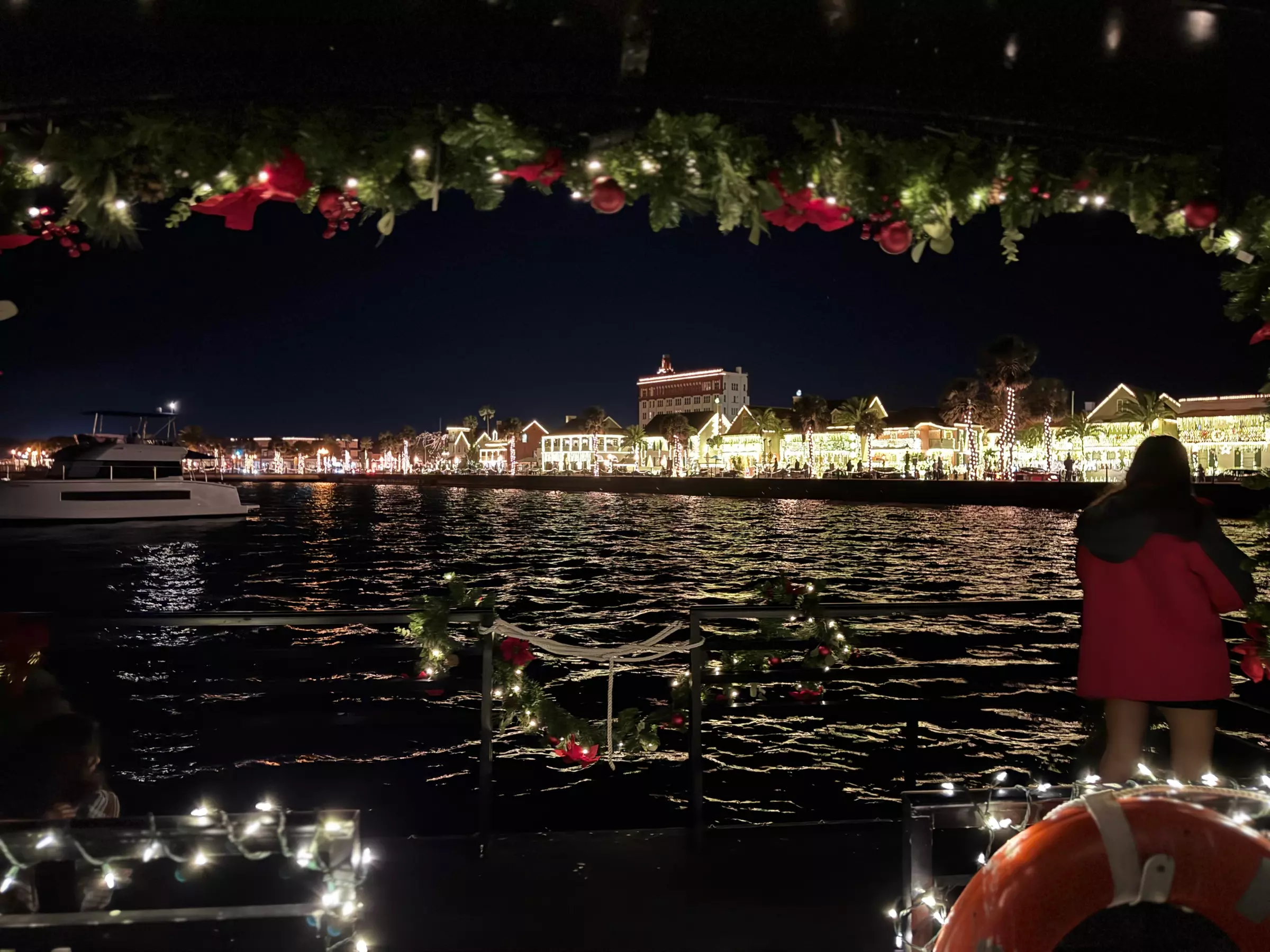 Enjoy Sunset Dinner, Nights of Lights, or New Years Eve Cruises
