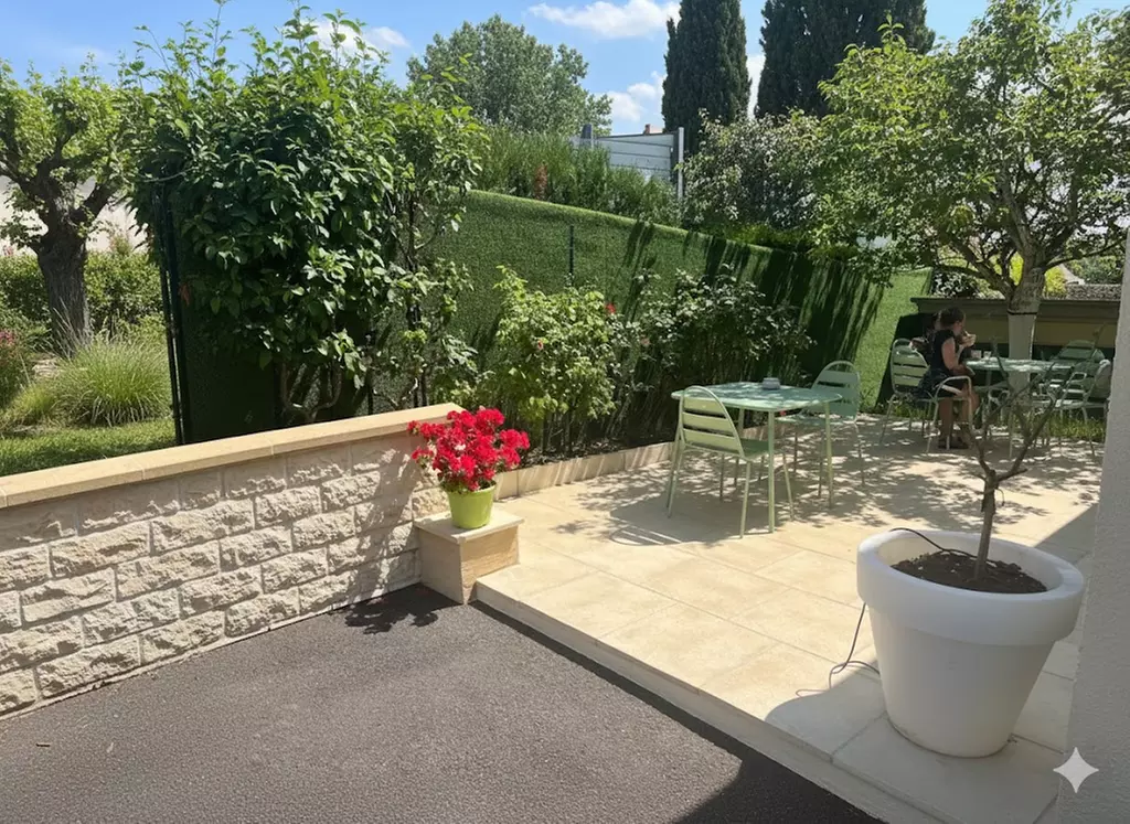 Maquillage semi-permanent des yeux : intensifiez votre regard