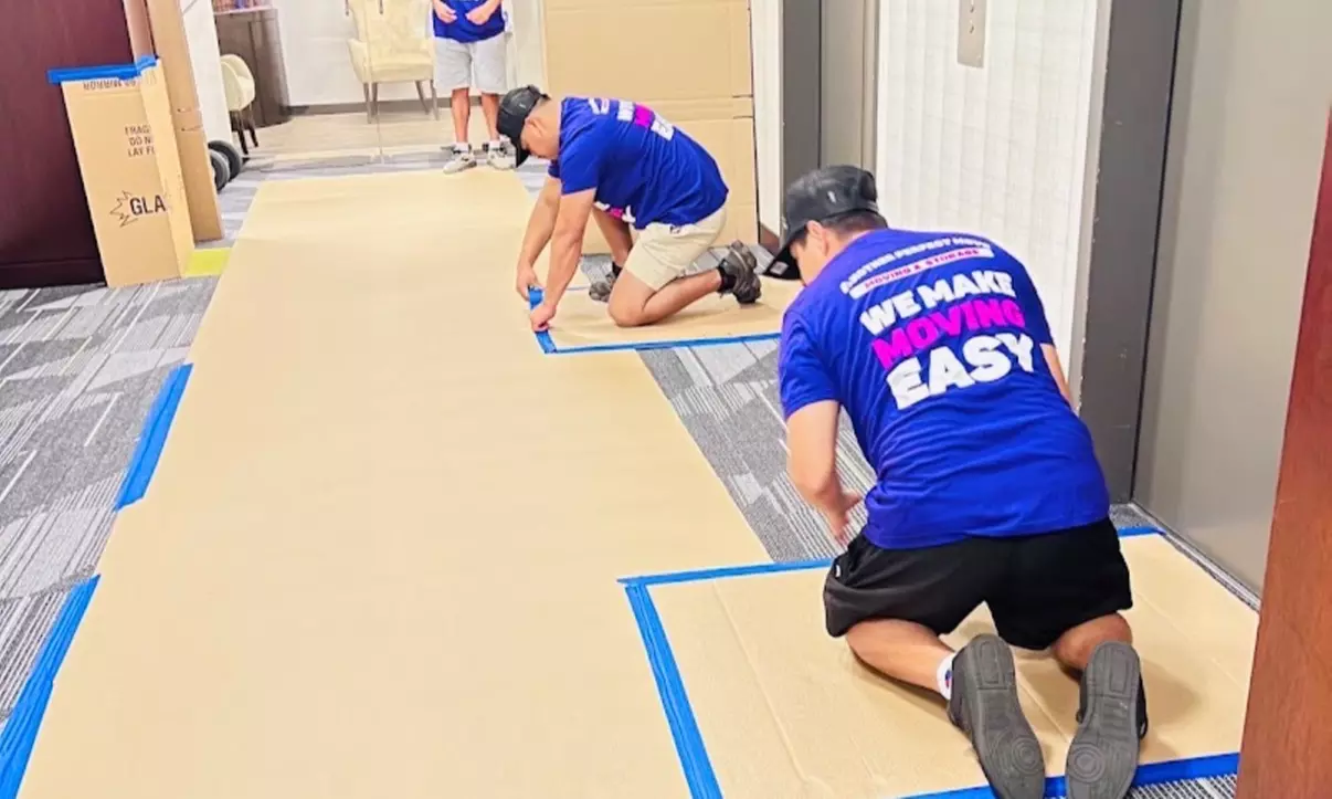 Professional Moving Services with Expert Teams & Box Truck Options