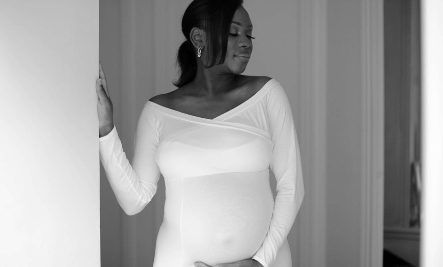 Image 2: Jusqu'à 90% de remise sur Session photo - Studio chez Rmb Studio