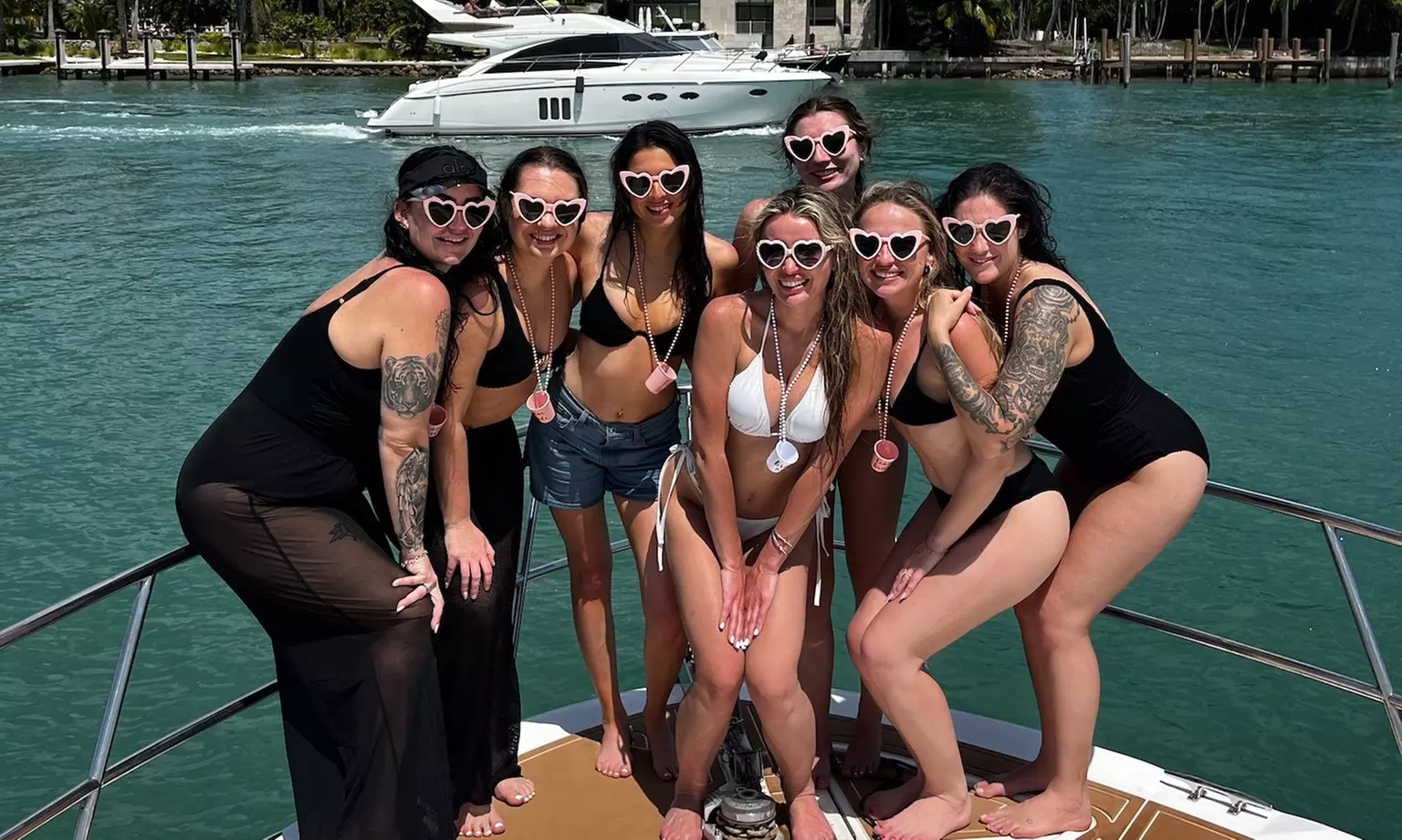 Private Yacht for 13 People w/ Captain, Fuel, Ice, Water & Soft Drinks