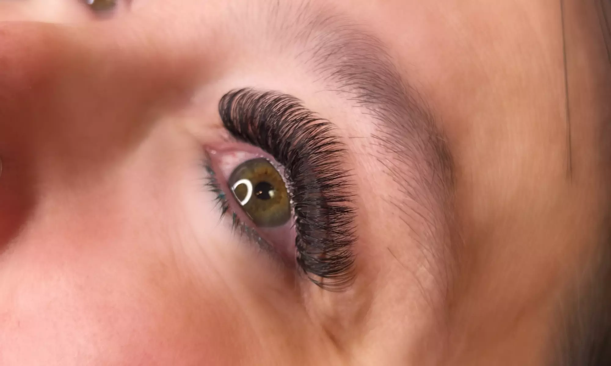 Up to 40% Off on Eyelash Extensions at Kintsugilash - Second Medium