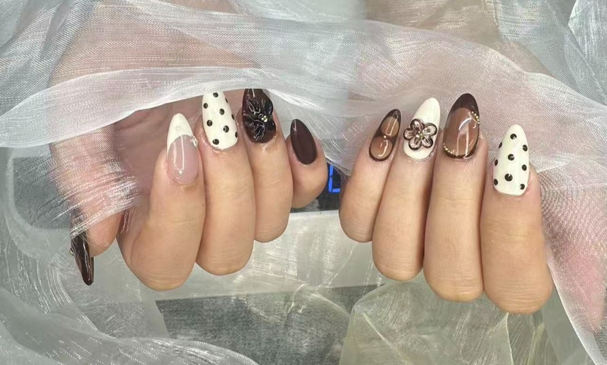 Image 2: Laika Nails & Lashes: Bespoke Manicures & Advanced Nail Artistry
