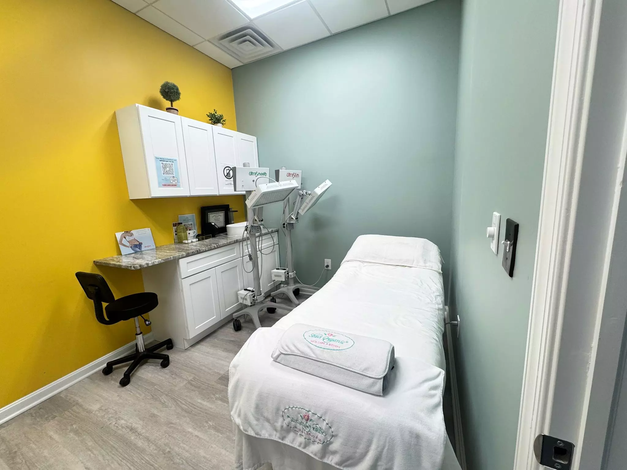 1, or 2 Syringes of Juvéderm Ultra, or Ultra Plus XC at Sha's Organic Skin Care & Medspa