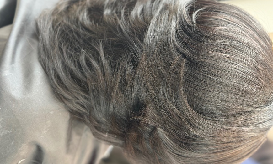 Image 4: Revamp Your Style with Hair Extensions!