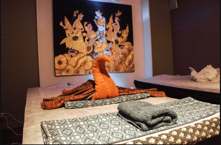Massage aux huiles chaudes du dos 30 minutes