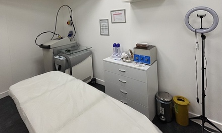 Six Sessions of Laser Hair Removal on a Small Area (Lip, Chin, Jaw) - TM Beauty