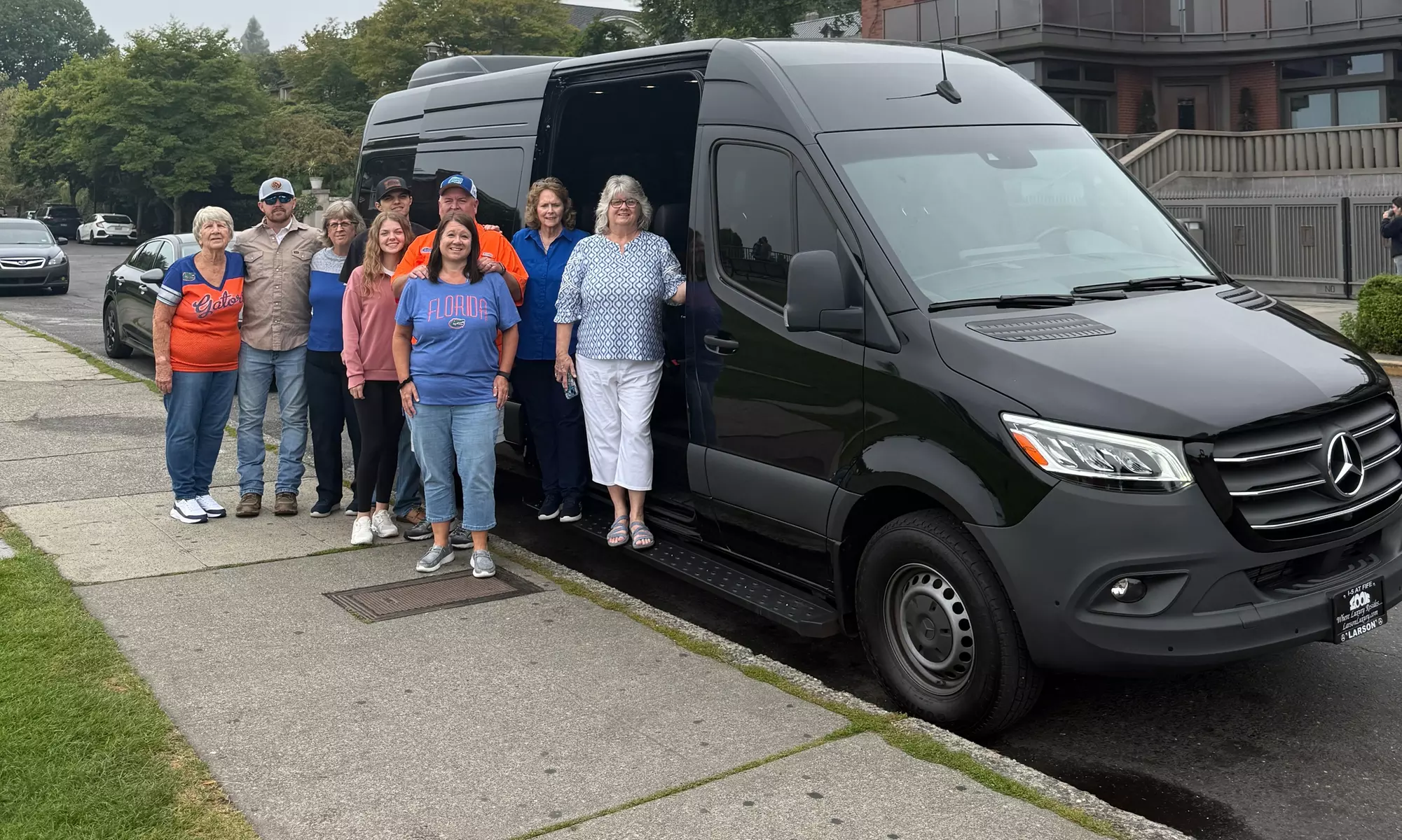 Premium Airport Transfer from SEA-TAC Airport for Up to 14 Passengers