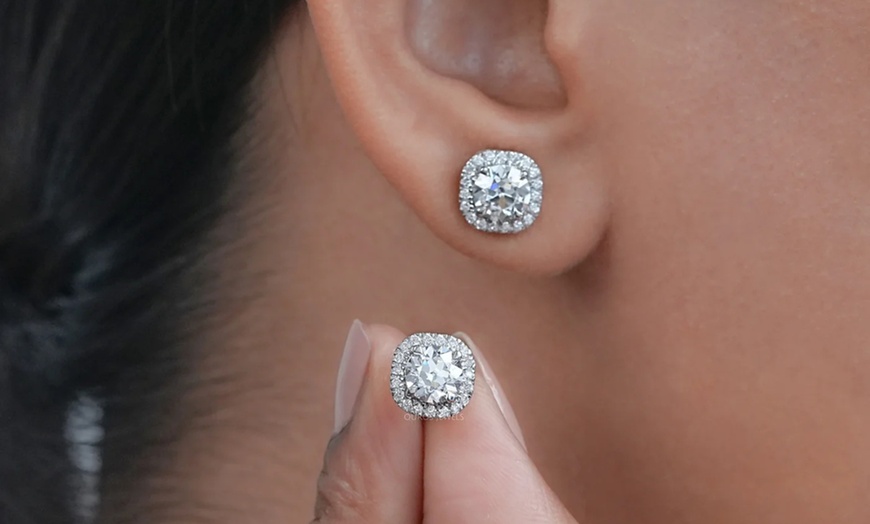 Image 3: Stud Diamond Earrings For Women