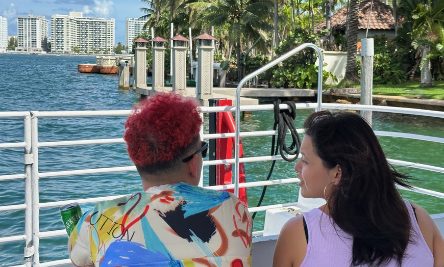 Image 4: Scenic 90-Minute Miami Boat Tour of Millionaire Homes & Skyline – Narrated Cruise from Downtown