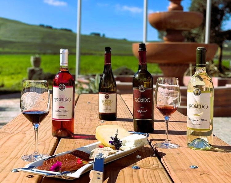 Up to 20% Off on Wine Tasting at Robledo Family Winery