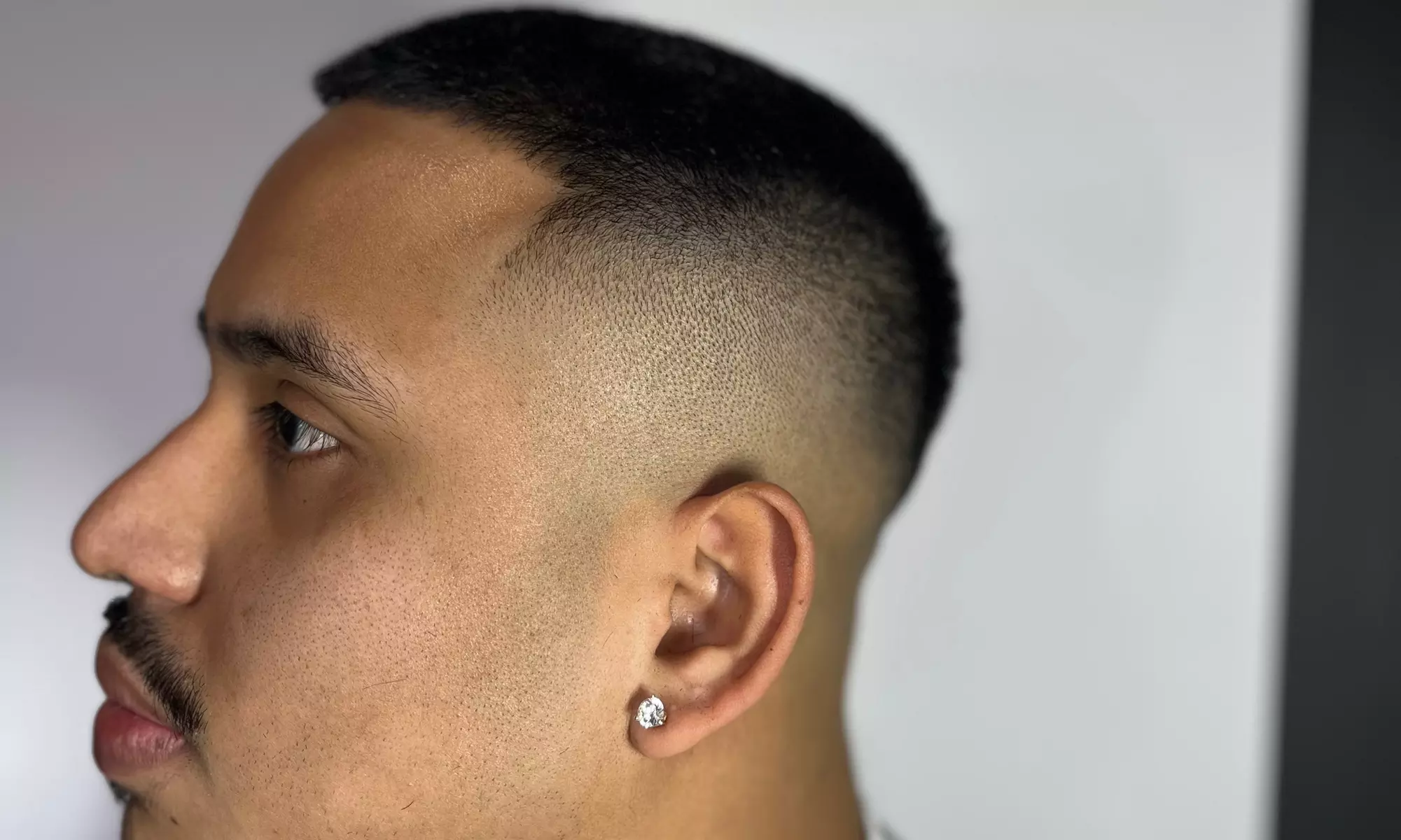 Men’s Haircut & Beard Trim Combo – Look Sharp from Head to Chin 