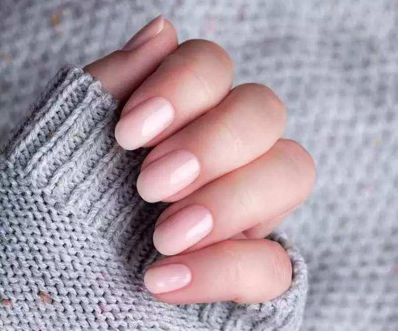 Choose from Manicure or Eye Color/ Gel Shellac Change