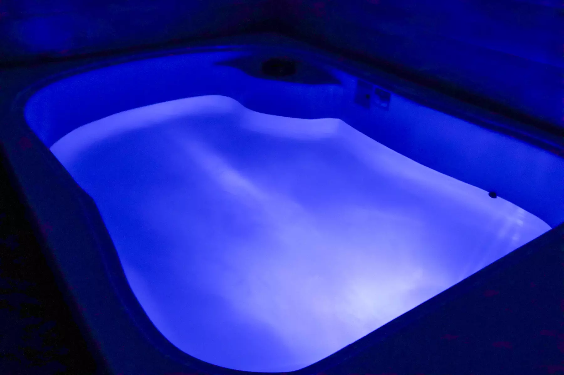 Unleash Your Inner Glow: Experience the Magic of Infrared Therapy!