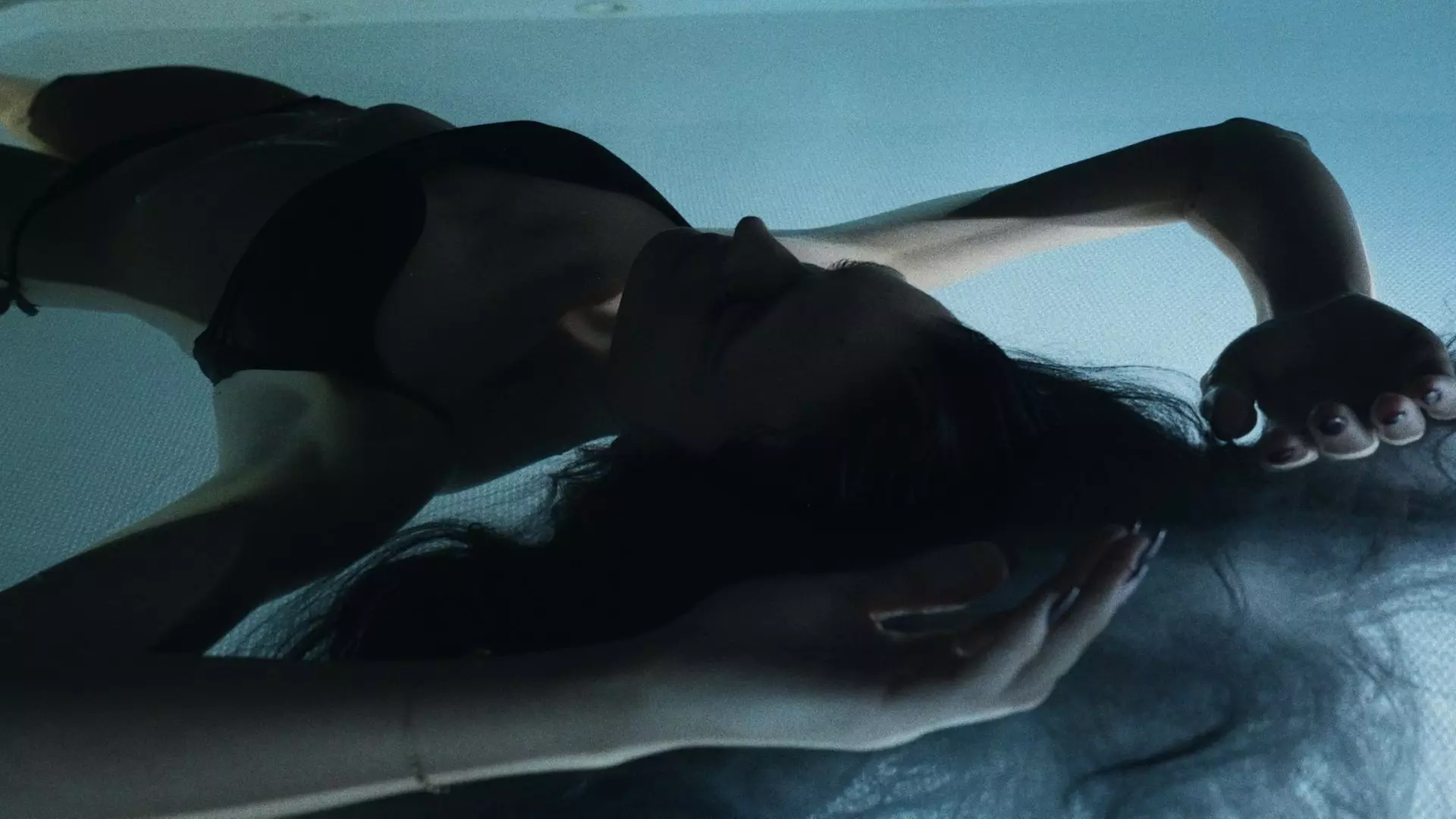 45-Minute Salt Cave Session for Groups and Individuals