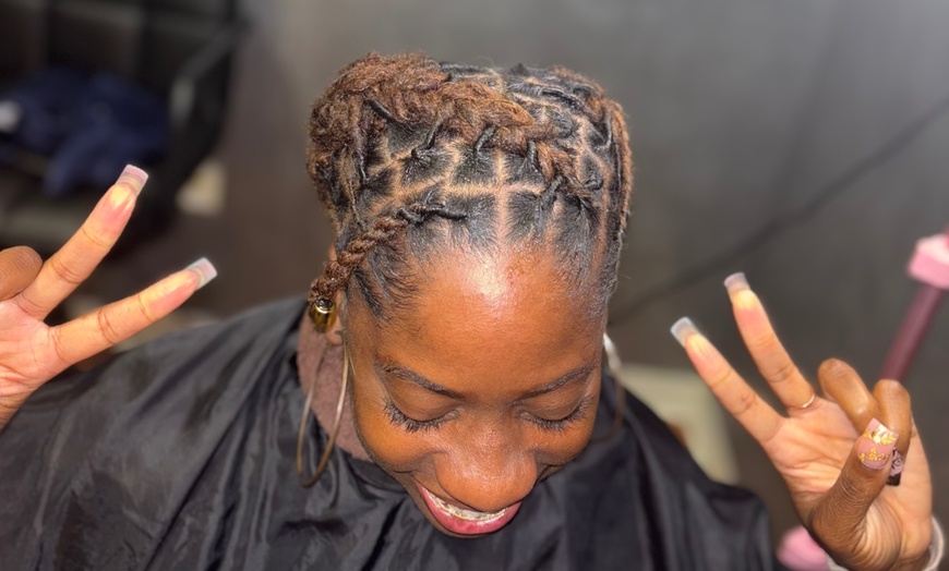 Image 2: Up to 10% Off on Salon - Hair Locking/Dreadlocks at Loc queen