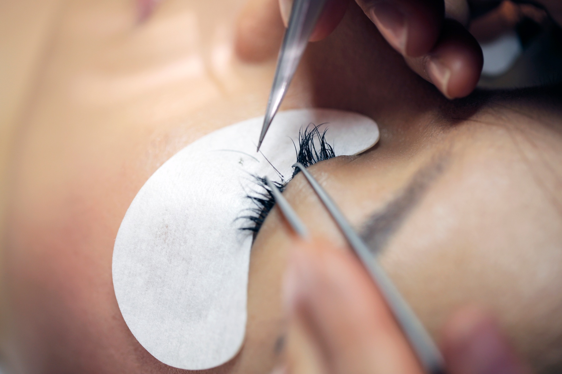 Join Complete Lash Extension Online Course + Certification at Los Angeles Lash Academy (Up to 90% Off)