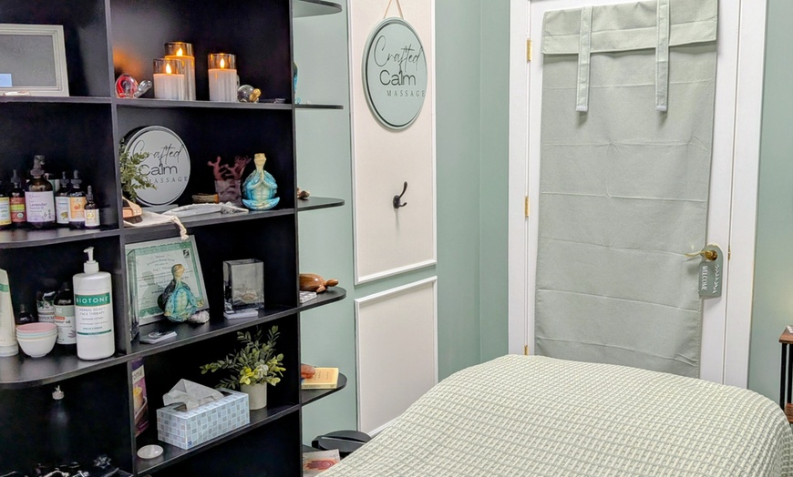 Image 7: Swedish Massage 60/90 Minute with Hot Stones & Aromatherapy for 1 or 2