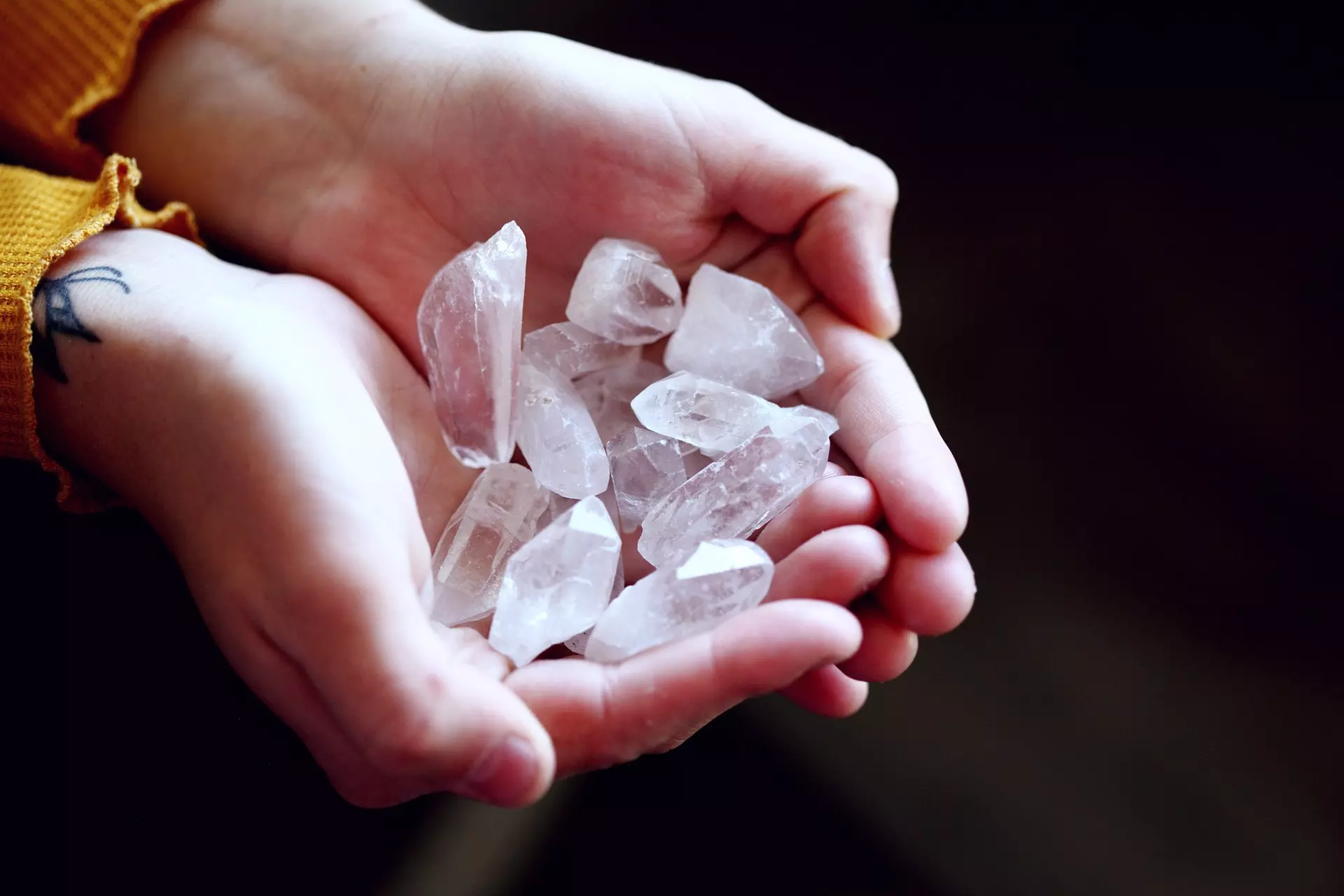 Up to 60% Off on Reiki Healing and Optional Coaching Session at Virya - Second Medium