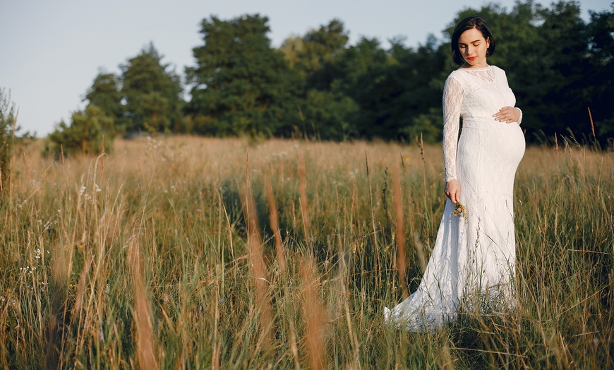 Image 4: Up to 85% Off on Seasonal Photography at Bubbles And Shake Newborn Photography