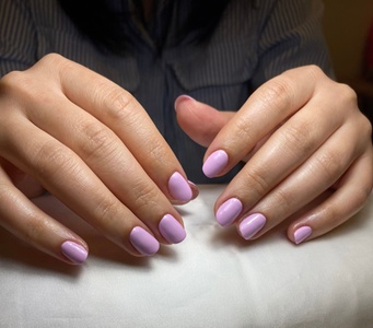 One Manicure: Exfoliation, Hydration and massage - Avelina Nails