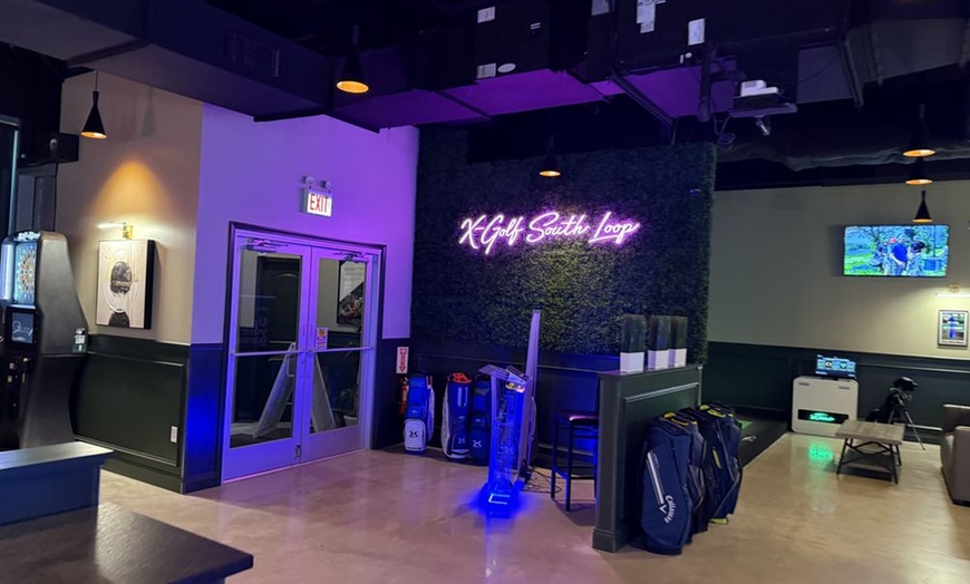 Image 3: Elevate Your Game: Immersive Virtual Golf Simulator Experience