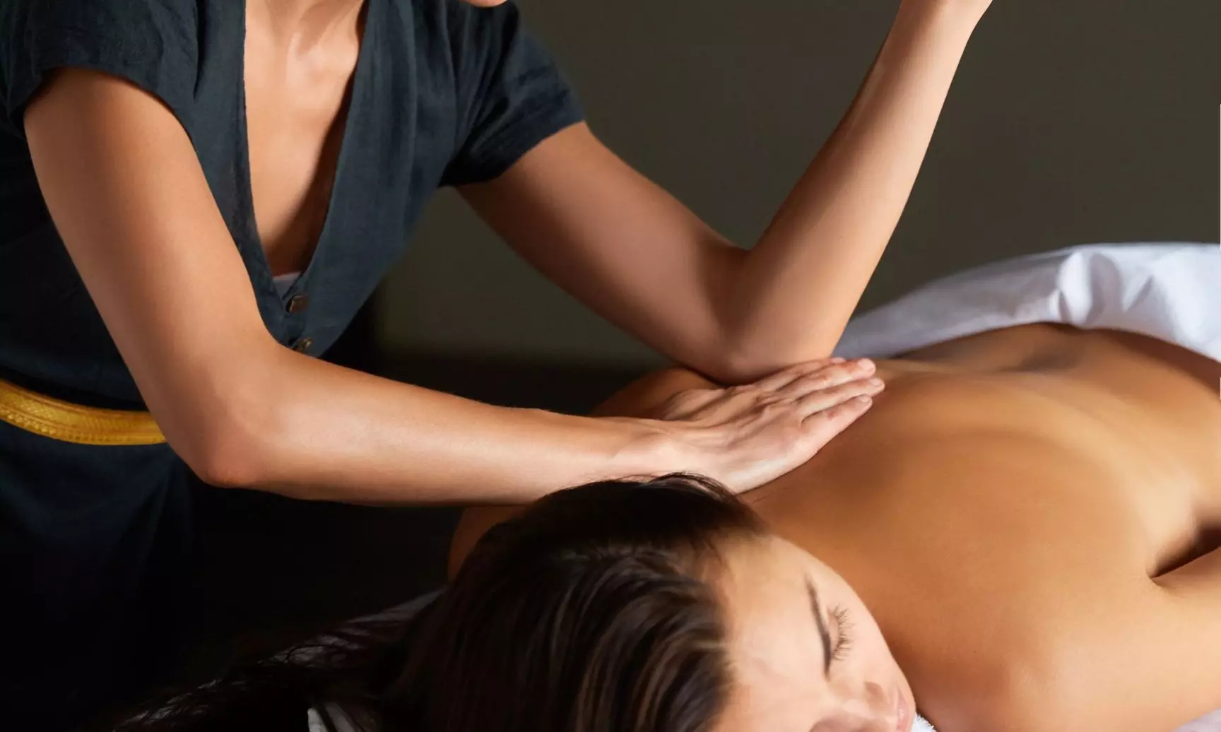 Rejuvenate Your Body with 60 or 90-Minute Shiatsu with IRelax Robot