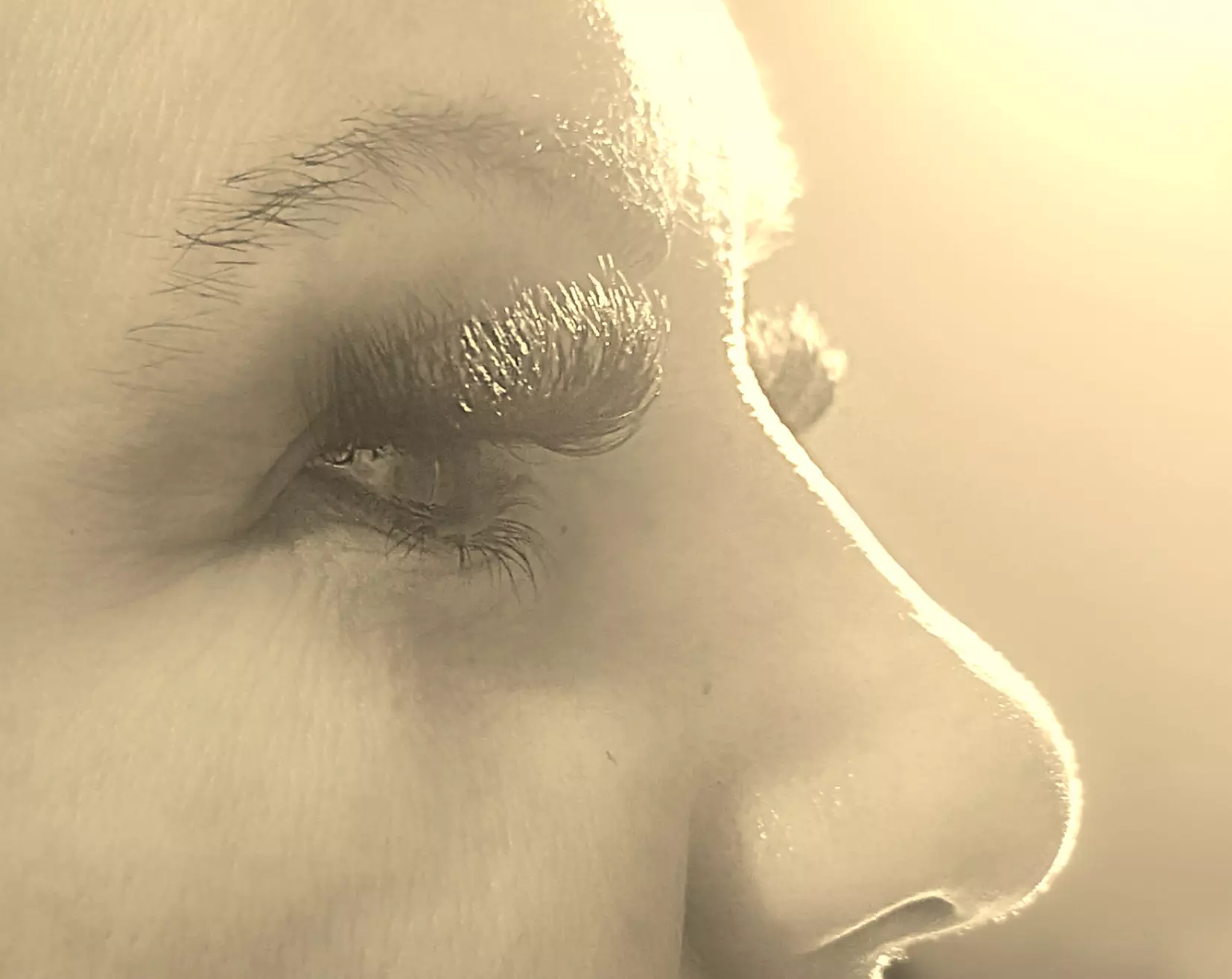 Up to 31% Off on Eyelash Extensions at Luster - Second Medium