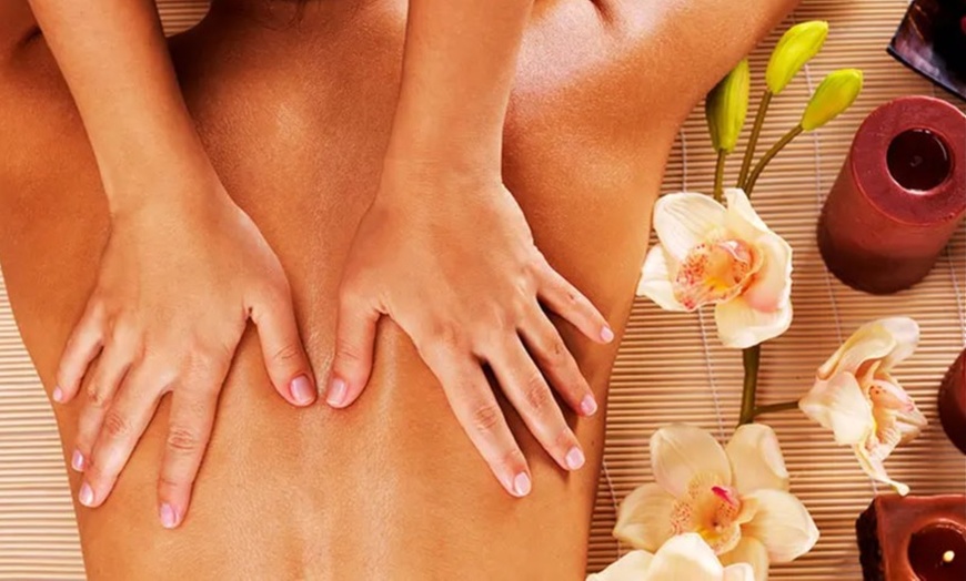 Image 5: Choose Your Perfect Massage or Reflexology Session