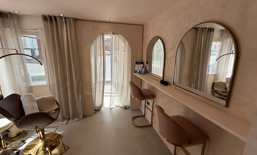 Image 4: Up to 60% Off on Makeup - Permanent at Stacked Strokes