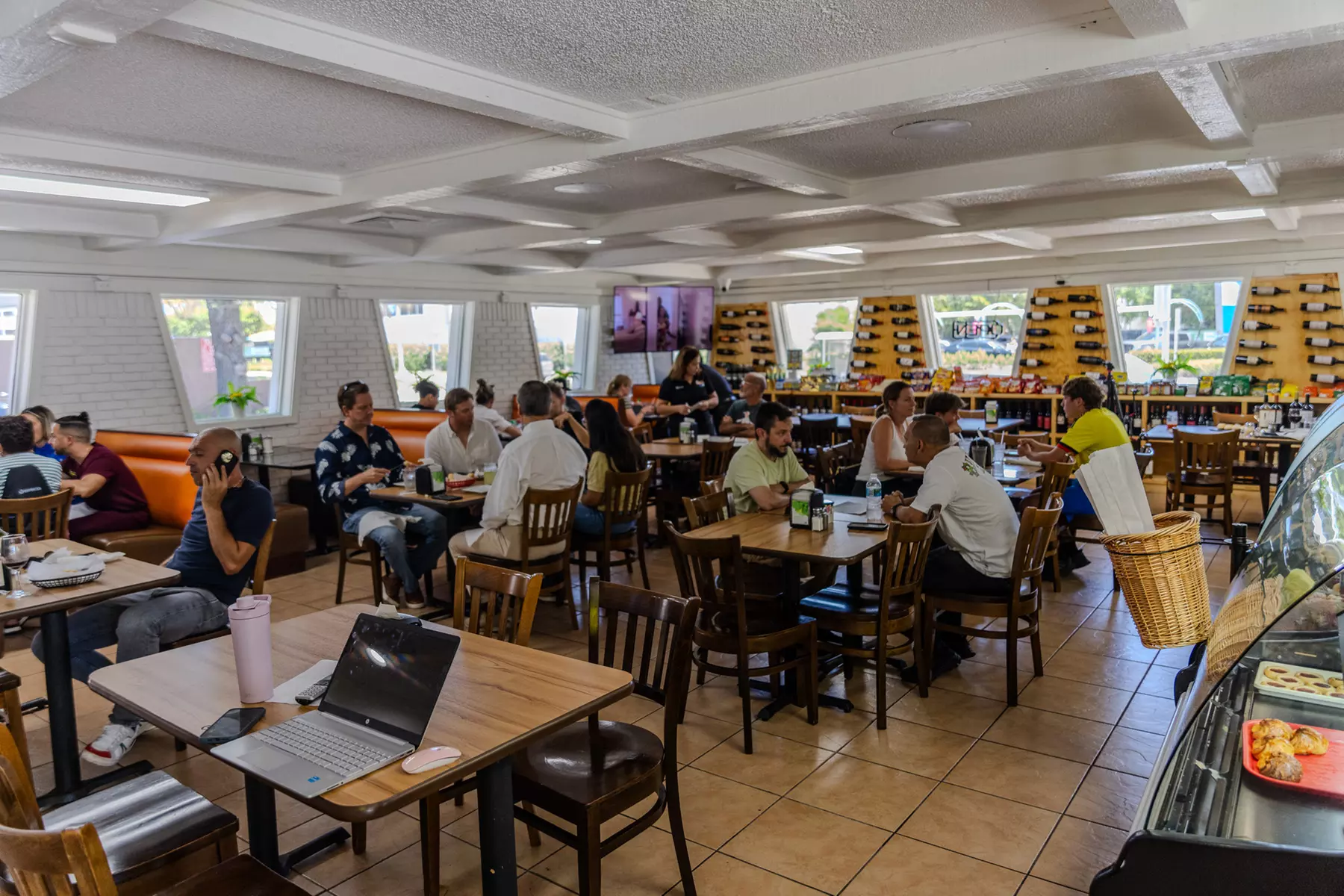 Up To 30% Off Mini Parrillita Mix for 1, 2, or 4 with Appetizer and Dessert at Los Gauchitos - Image 4