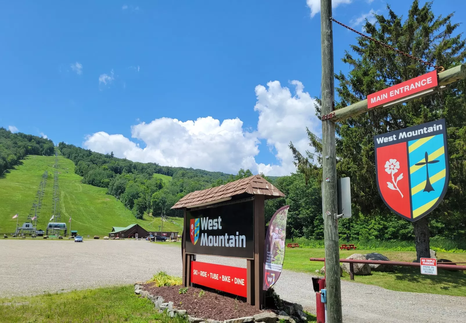 1 Child or Adult Scenic Picnic & Scenic Chairlift Ride w/ Lunch & More