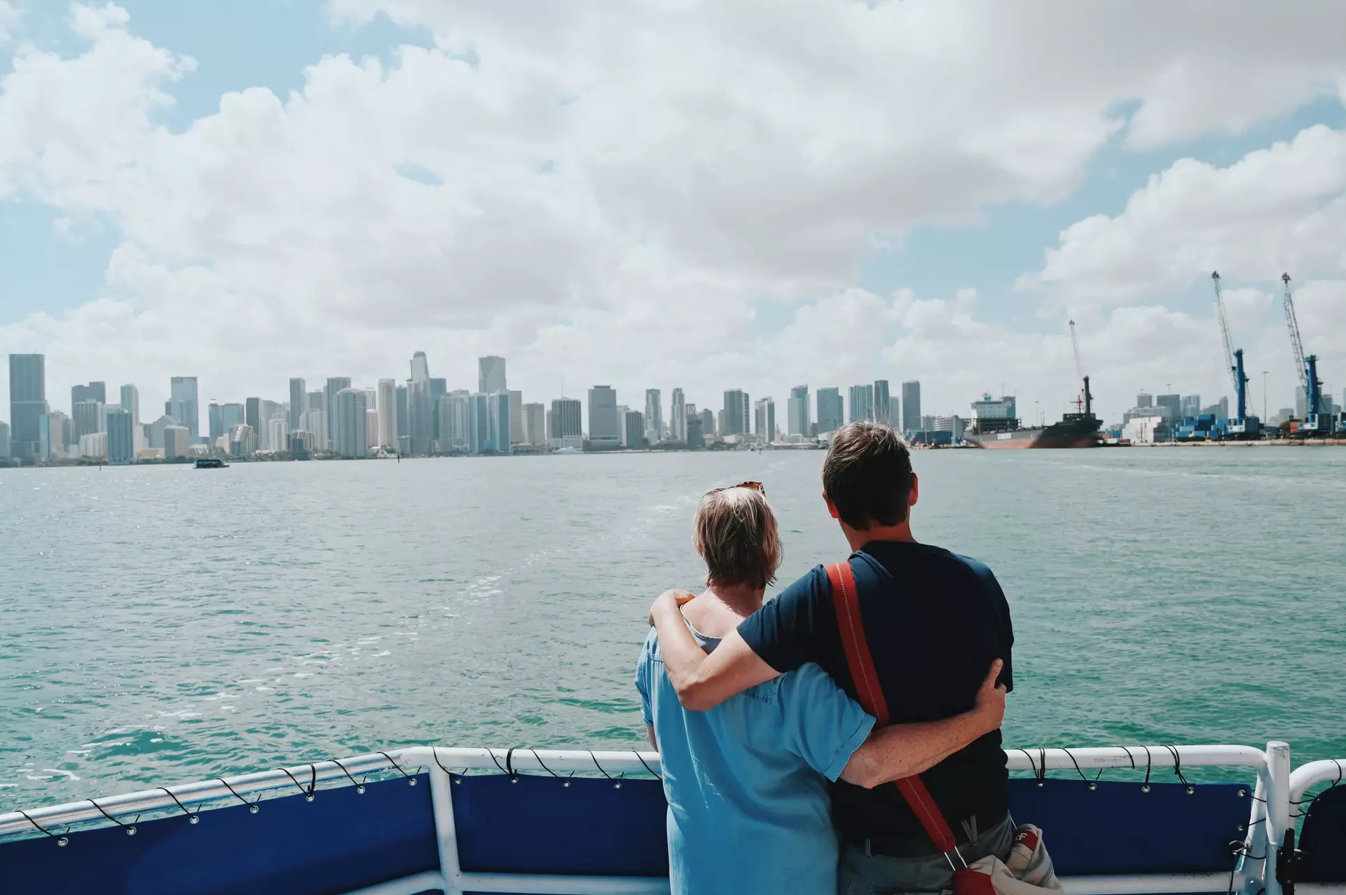90 Minute Homes of the Rich & Famous Boat Tour @ Miami Skyline Cruises