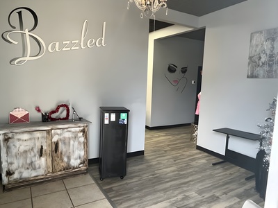 One 30min Deep Tissue Massage + 15min Sauna Blanket + 30min Pressure Suit - Healing hands