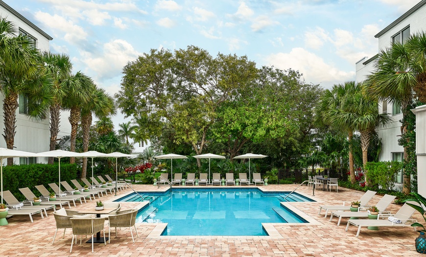 Image 2: Up to 30% Off on Classic Massage at Ocean Spa