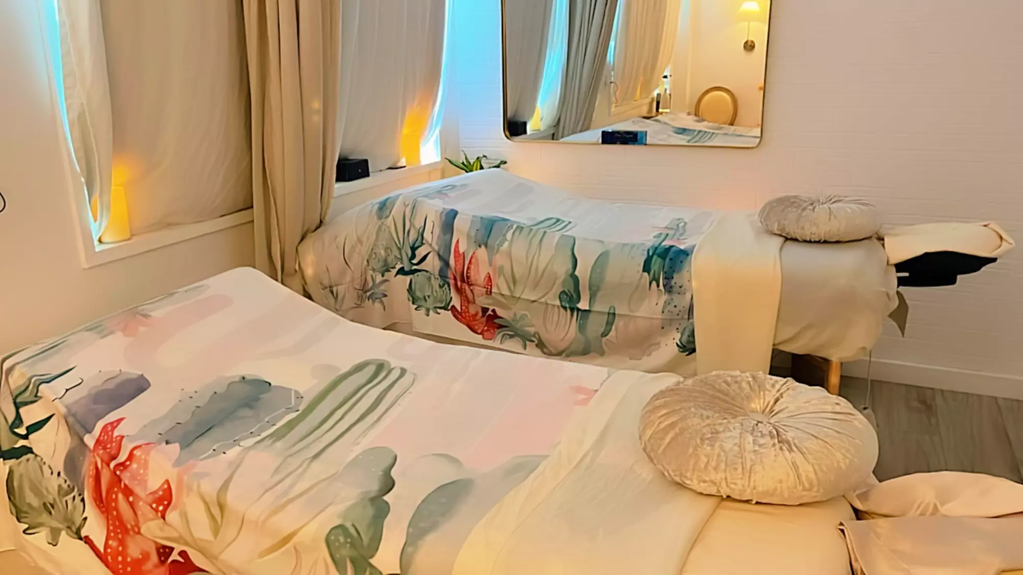 90-Min Massage of Choice with Scrub & Champagne at Monaco Spa