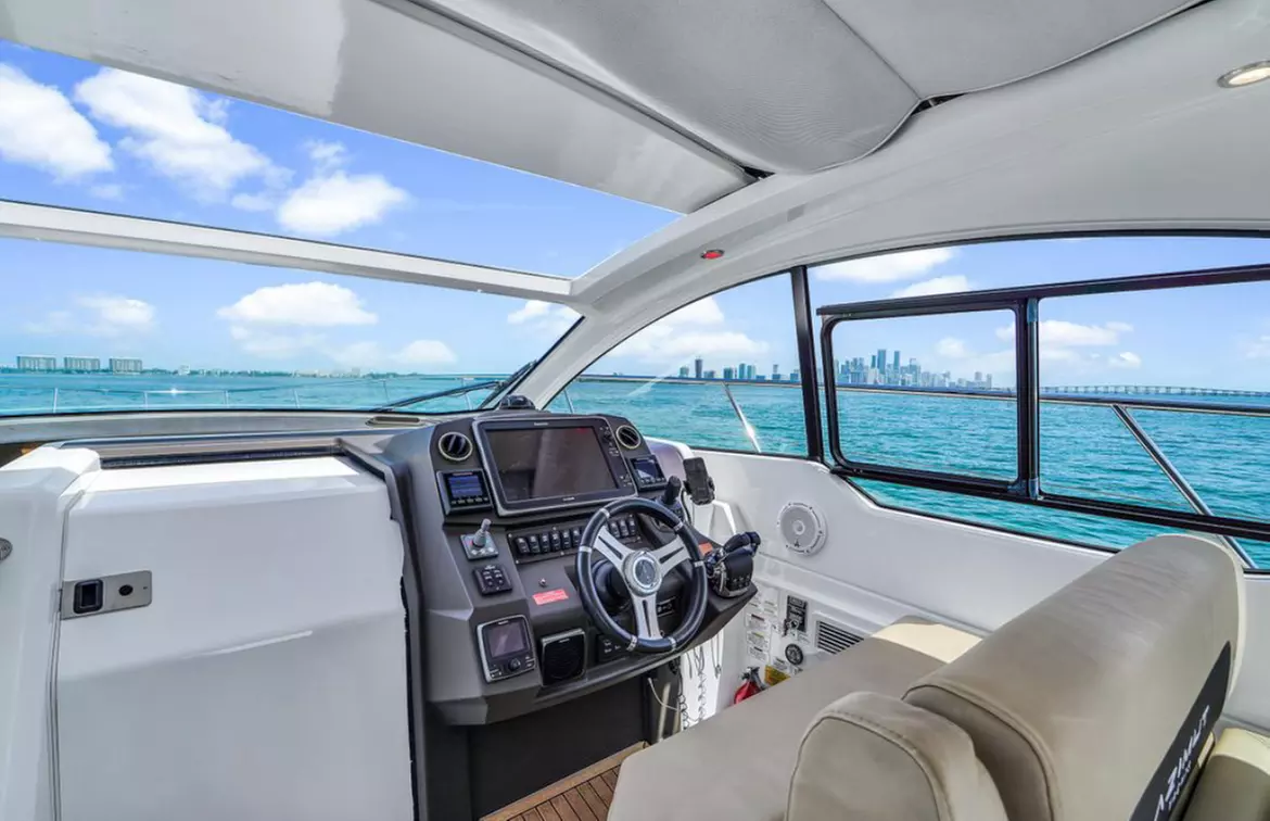 3 or 4 Hr Lux 47' Azimut Yacht: Sandbar, Swim, & More Ft. Lauderdale