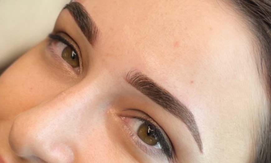 Image 3: Effortless Beauty with Ombre Brows or Lip Blush Session