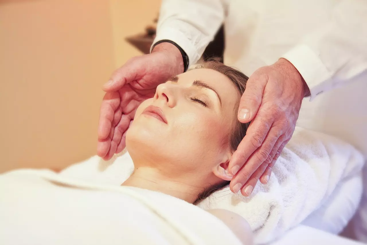 Up to 25% Off on Reiki at Healing Long Island - Primary Image