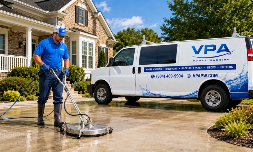 Image 3: Professional House & Driveway Washing for 1- & 2-Story Homes