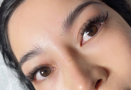 Full Set of Hybrid Eyelash Extensions - PMU by Cynthia
